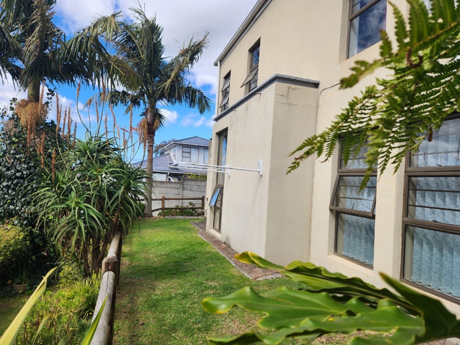 3 Bedroom Property for Sale in Bodorp Western Cape